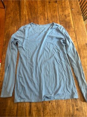 Women’s Light Blue Long Sleeve Victoria Secrets Tee Shop Crewneck Tee